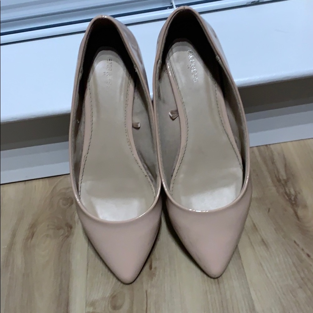 Patent leather flats